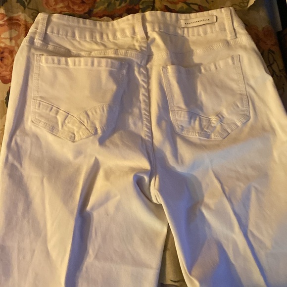 CHRISTOPHER BLUE (Stretch) Off White Jeans (Sz: 8) - Picture 3 of 5